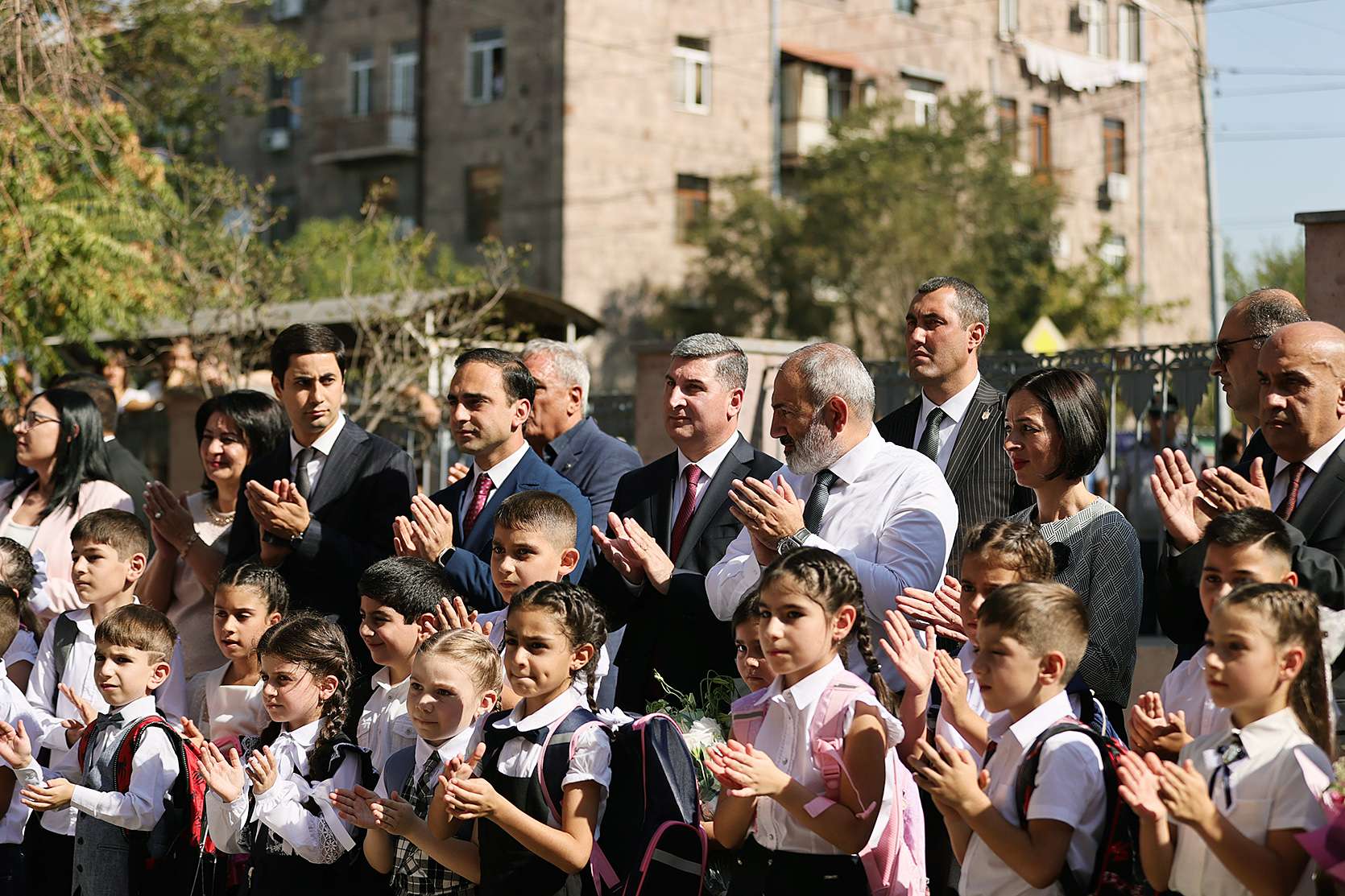 10th Class Students Sexy Videos - I want all of us to perceive the school as a runway through which the  children's flight over their dreams will begin. Prime Minister | Radar  Armenia