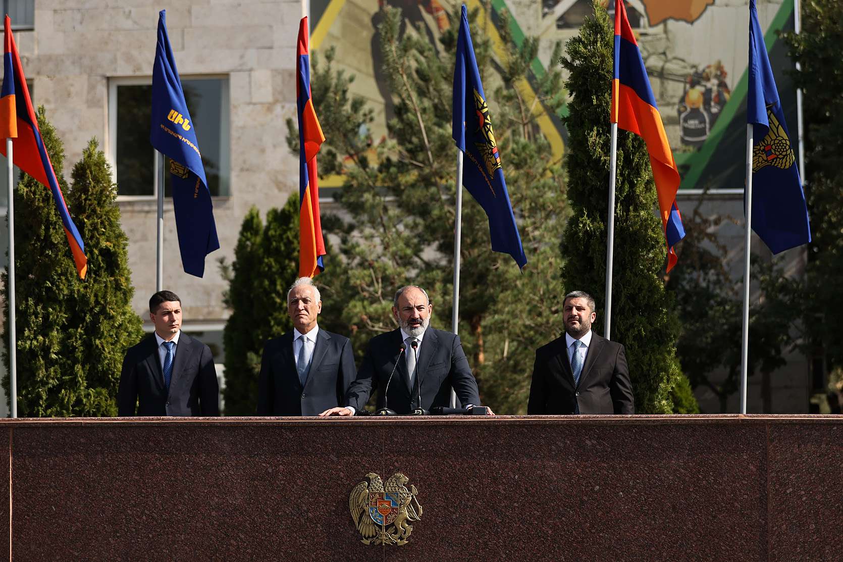 Сми ереван. Врио премьер министра Ереван. Республика Армения.